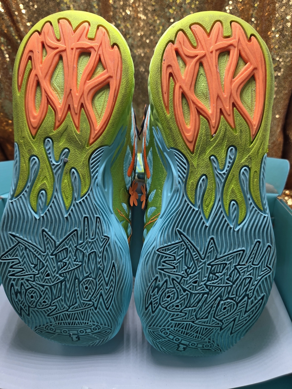 Puma Scooby-Doo Collector Box - Turquoise & Lime Accents - Picture 11 of 11